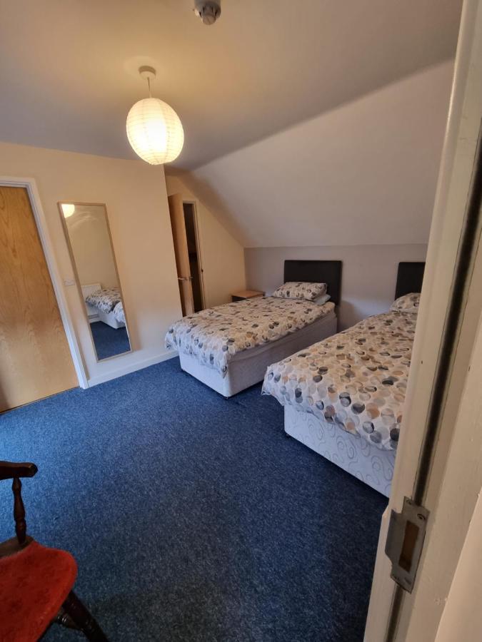 Kings Arms Guest House Ebbw Vale Exteriér fotografie